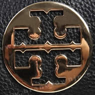 トリーバーチ 偽物 金属ロゴ10